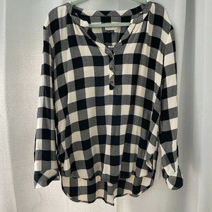 Universal Thread Black/White Buffalo Plaid Top XL